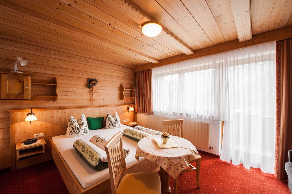 Gaestehaus Alpenblick Berwang Εξωτερικό φωτογραφία