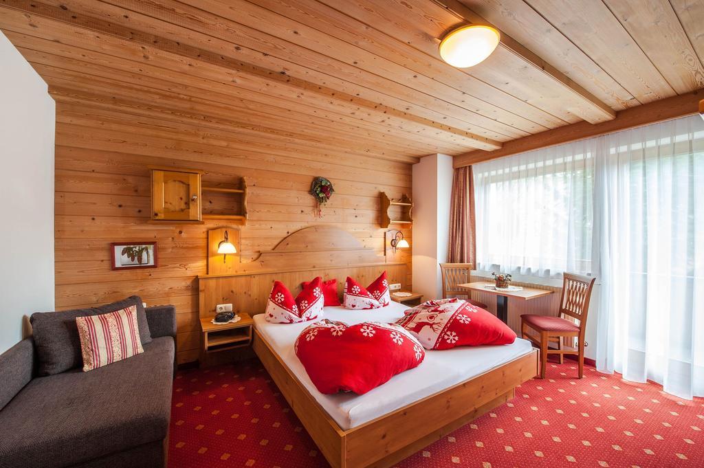 Gaestehaus Alpenblick Berwang Εξωτερικό φωτογραφία
